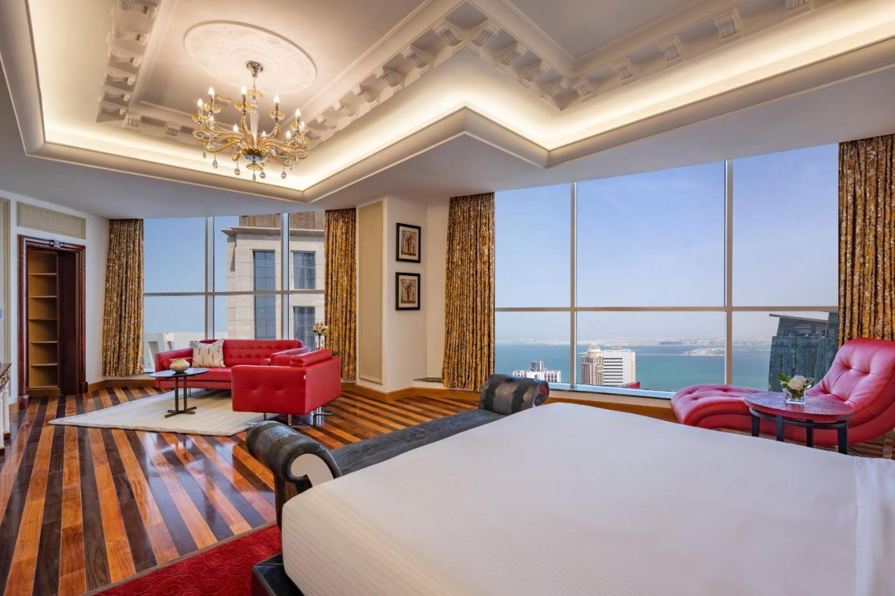 Dusit Hotel & Suites - الدوحة المظهر الخارجي الصورة Suite